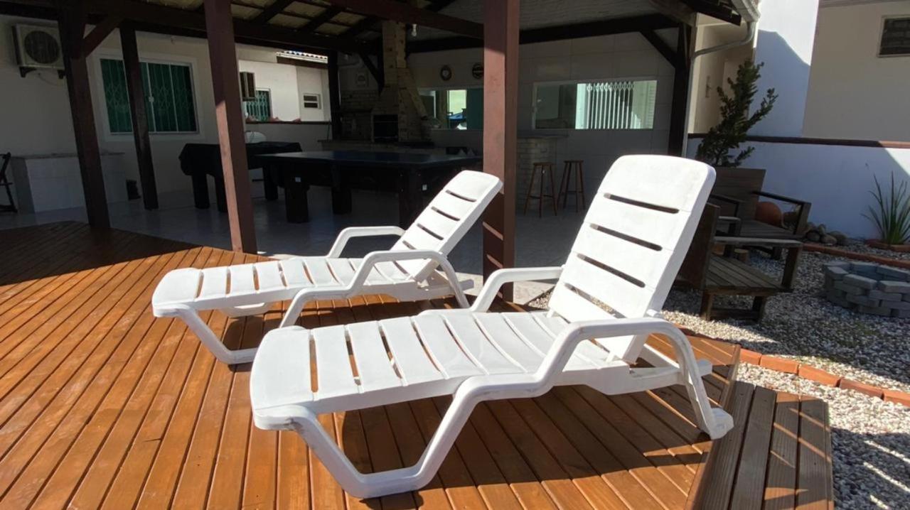 Casa De Praia Top! Beto Carrero, 500M Do Parque, Com Piscina E Sinuca, 1 Suite E 2 Quartos, 3Bwc, A 300M Da Praia, Churrasqueira E Estacionamento Privado Пенья Экстерьер фото
